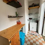 Il Rifugio Di Erika Roa Marenca